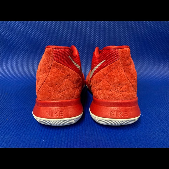 SOLD‼️  Kyrie 3 “University Red” (GS) - Picture 10 of 13